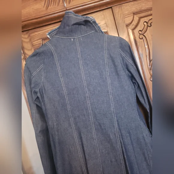 Denim ruffle jacket - Picture 3 of 3